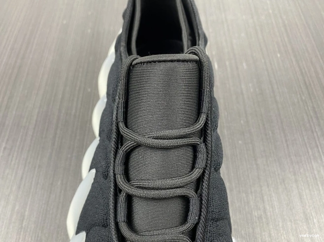 ADIDAS H68031 400 YEEZY 0821